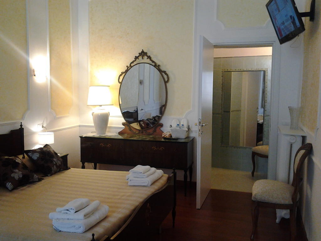Palazzo Salini - Appartamento Familiare Sulmona Buitenkant foto